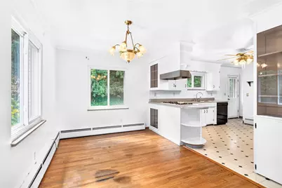 700 9th St, Ellwood City, PA 16117 - Photo 9