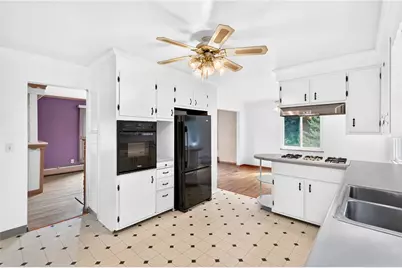 700 9th St, Ellwood City, PA 16117 - Photo 3