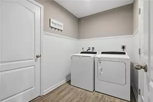 1040 Colonial Dr, Uniontown, PA 15401 - Photo 21
