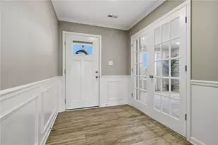1040 Colonial Dr, Uniontown, PA 15401 - Photo 3