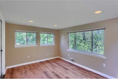 194 Woodridge Dr, Brighton Township, PA 15009 - Photo 25