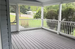 5343 Franklin St, Sandy Lake Boro, PA 16145 - Photo 7