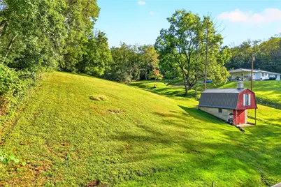 274 Bridge Street, Hunker, PA 15639 - Photo 7