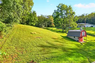 274 Bridge St, Hunker, PA 15639 - Photo 7