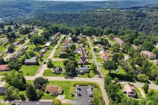 101 Old Hickory Ln, Westmont Hilltop School District, PA 15905 - Photo 5