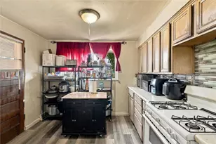 143 Margaret St, Pittsburgh, PA 15210 - Photo 9