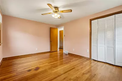 4358 E Brightview Ave, Pittsburgh, PA 15227 - Photo 9