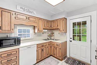 619 Aylesworth Ave, Bridgeville, PA 15017 - Photo 13