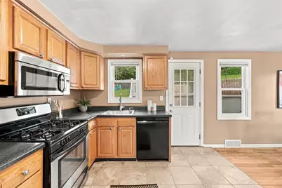 665 Irwin Run Rd, West Mifflin, PA 15122 - Photo 11