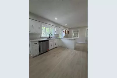 306 Valley Dr, Rochester, PA 15074 - Photo 7