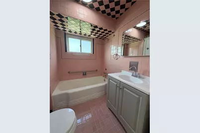 306 Valley Dr, Rochester, PA 15074 - Photo 15