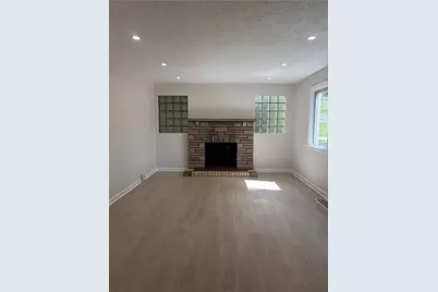 306 Valley Dr, Rochester, PA 15074 - Photo 13