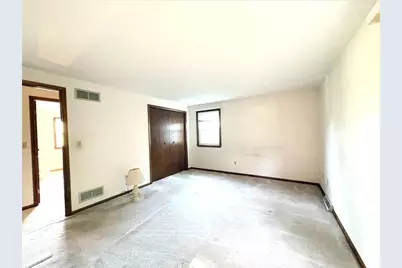 171 Oakdale Dr, Zelienople, PA 16063 - Photo 21