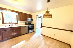 171 Oakdale Dr, Zelienople, PA 16063 - Photo 11