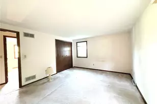 171 Oakdale Dr, Zelienople, PA 16063 - Photo 21