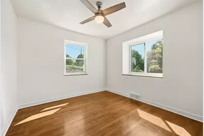 18 Solar Dr, Harmony Township, PA 15003 - Photo 17