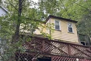 319 Strickler St, Pittsburgh, PA 15204 - Photo 1