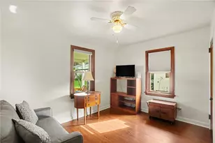 228 Hazel Ave, Ellwood City, PA 16117 - Photo 9