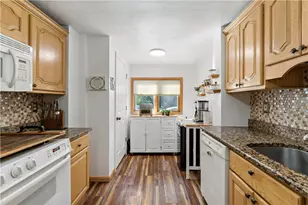 2689 Crosby Ave, Pittsburgh, PA 15216 - Photo 11