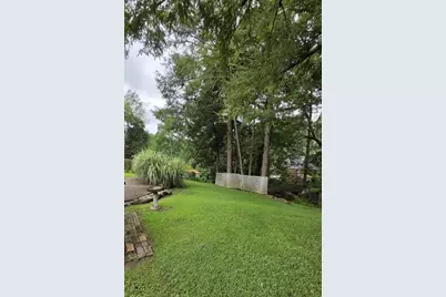 11838 Joan Dr, Pittsburgh, PA 15235 - Photo 13
