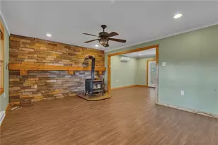 392 Hodgson, South Beaver Township, PA 16115 - Photo 7