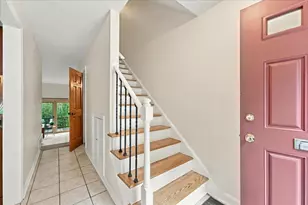 774 Carriage Cir, Pittsburgh, PA 15205 - Photo 3