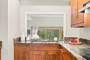 774 Carriage Cir, Pittsburgh, PA 15205 - Photo 5