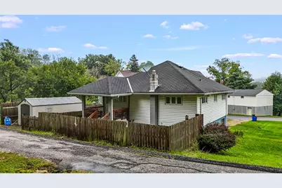 432 1/2 E Prospect Ave, Washington, PA 15301 - Photo 1