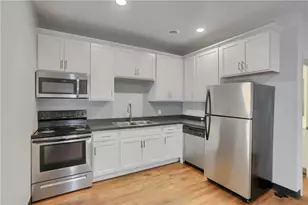 526 Fallowfield Ave, Charleroi Boro, PA 15022 - Photo 3