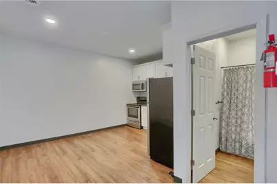 526 Fallowfield Ave, Charleroi Boro, PA 15022 - Photo 5