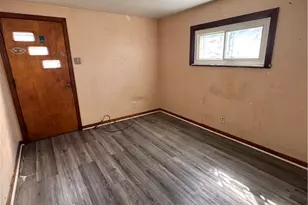 613 8th St, Glassport, PA 15045 - Photo 3