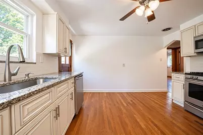1504 Greentree Rd, Scott Township, PA 15220 - Photo 11