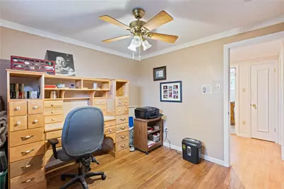 1547 Berryman Ave, South Park, PA 15129 - Photo 17