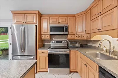 1547 Berryman Ave, South Park, PA 15129 - Photo 5
