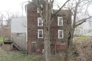 211 Main St, Bentleyville, PA 15314 - Photo 13