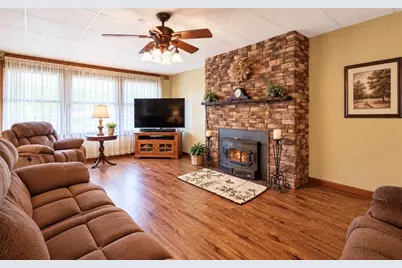 830 Midland Ave, Midland Boro, PA 15059 - Photo 9