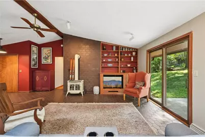 527 Imperial Road, Hidden Valley, PA 15502 - Photo 3
