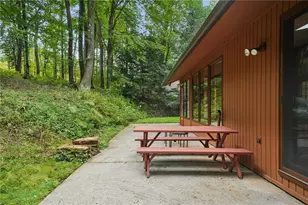 527 Imperial Rd, Hidden Valley, PA 15502 - Photo 37