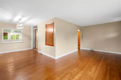 282 Spring Run Road, Moon/Crescent Twp, PA 15046 - Photo 7