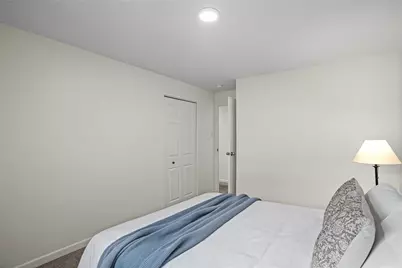 4601 Fifth #525, Pittsburgh, PA 15213 - Photo 21