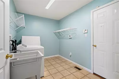 328 Aberdeen Drive, Pittsburgh, PA 15239 - Photo 15