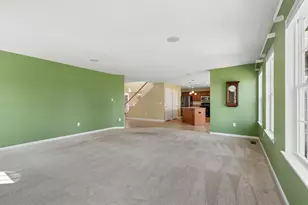 328 Aberdeen Dr, Pittsburgh, PA 15239 - Photo 13