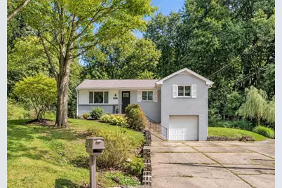 224 Blaze Cir, Glenshaw, PA 15116 - Photo 1
