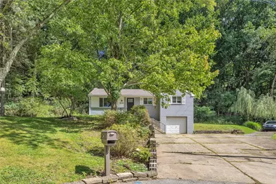 224 Blaze Cir, Glenshaw, PA 15116 - Photo 3