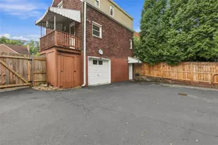 715 Maple St, West Mifflin, PA 15122 - Photo 39