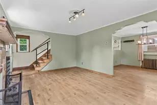 715 Maple St, West Mifflin, PA 15122 - Photo 9