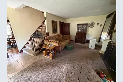 107 Slater Dr, Pittsburgh, PA 15236 - Photo 3