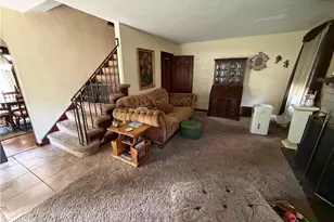 107 Slater Dr, Pittsburgh, PA 15236 - Photo 3