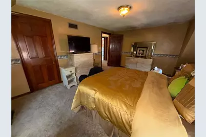 107 Slater Dr, Pittsburgh, PA 15236 - Photo 17