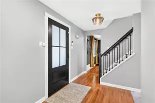 49 Norfolk Dr, Robinson Twp, PA 15108 - Photo 21